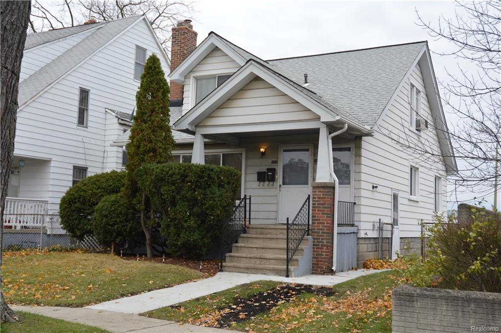 168 Bennett Avenue - Photo 1
