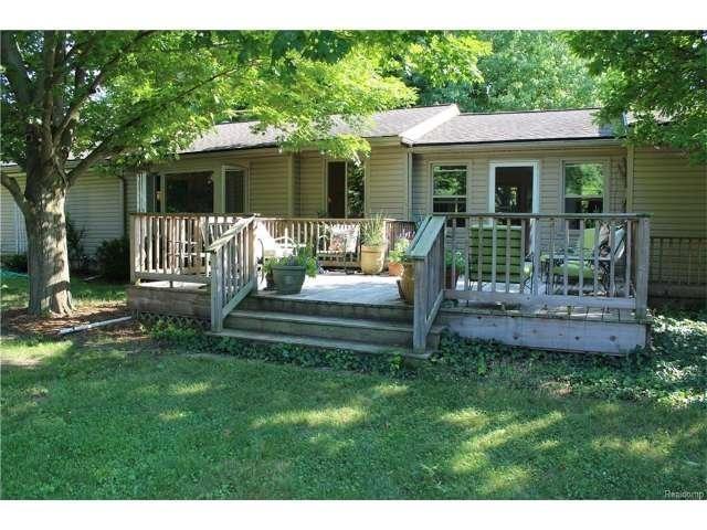 757 Country Road - Photo 1