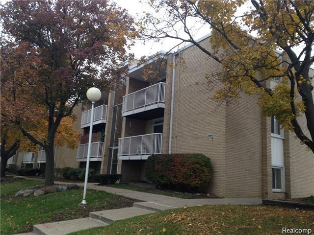4909 Crooks Road - Photo 1