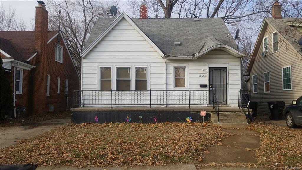 19643 Cliff Street - Photo 1