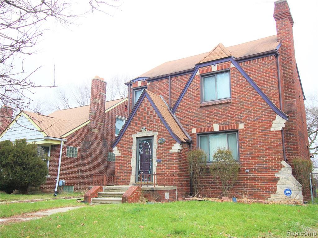 15348 Winthrop Street - Photo 1