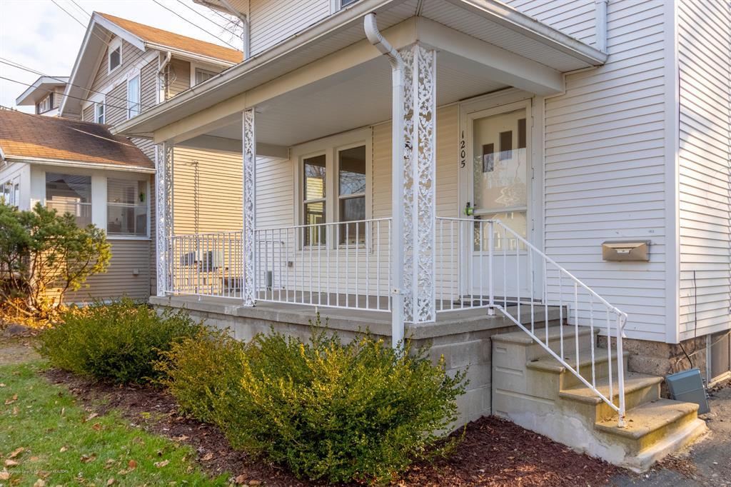 1205 Edward Street - Photo 1