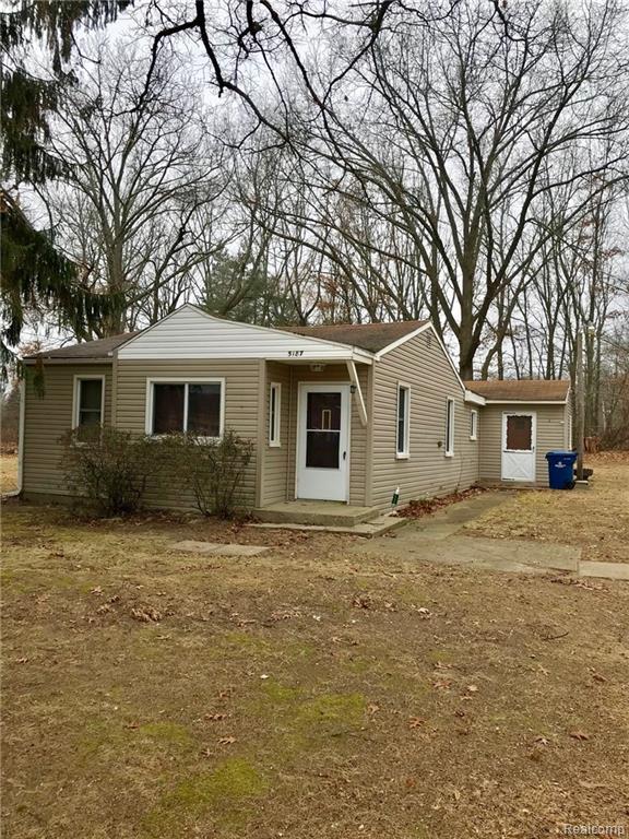 5187 Lake Grove Drive - Photo 1