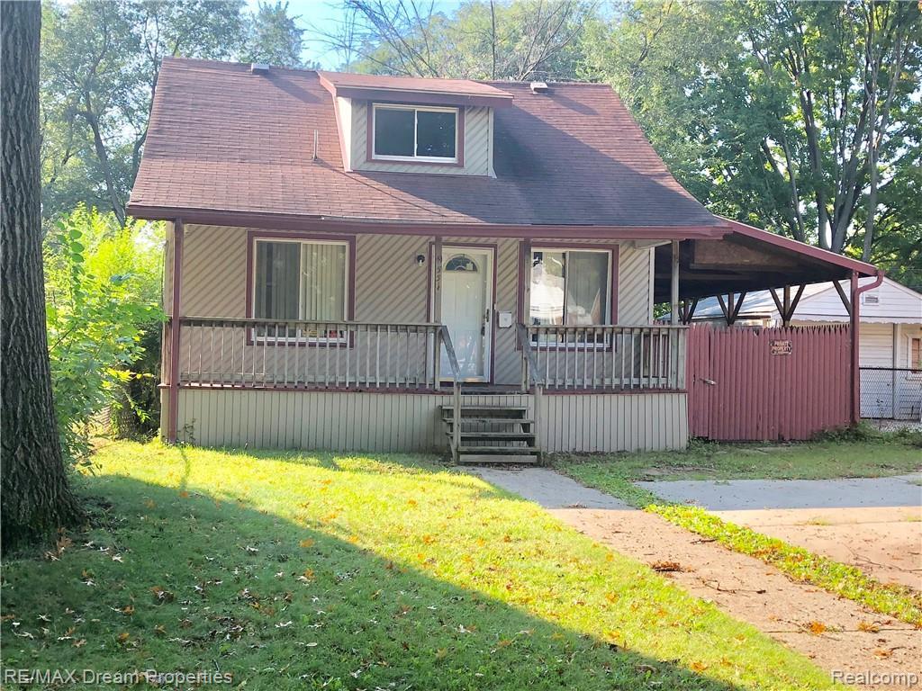 9551 Parkway Street - Photo 1