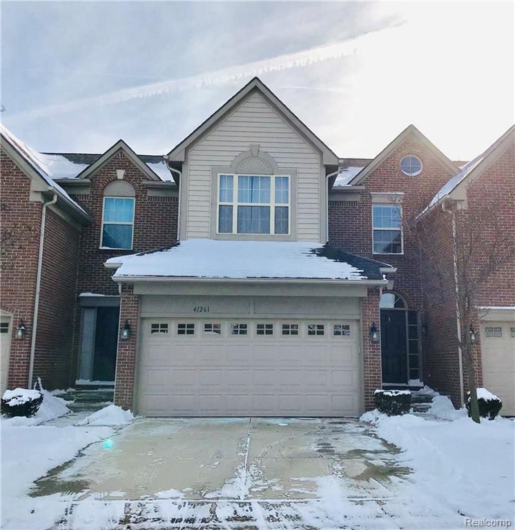 41261 Maplewood Drive - Photo 1