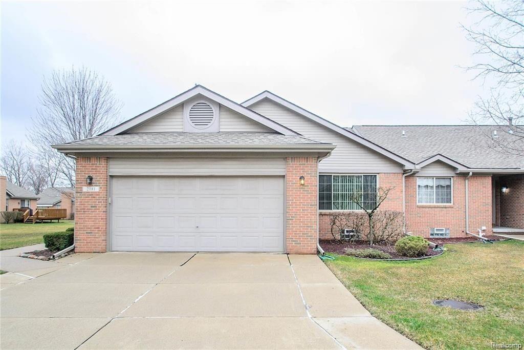 2181 Fairway Circle - Photo 1