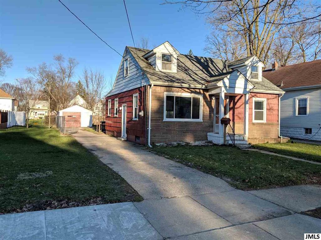 535 Orange St - Photo 1