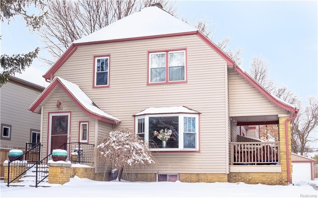 202 Willis Avenue - Photo 1