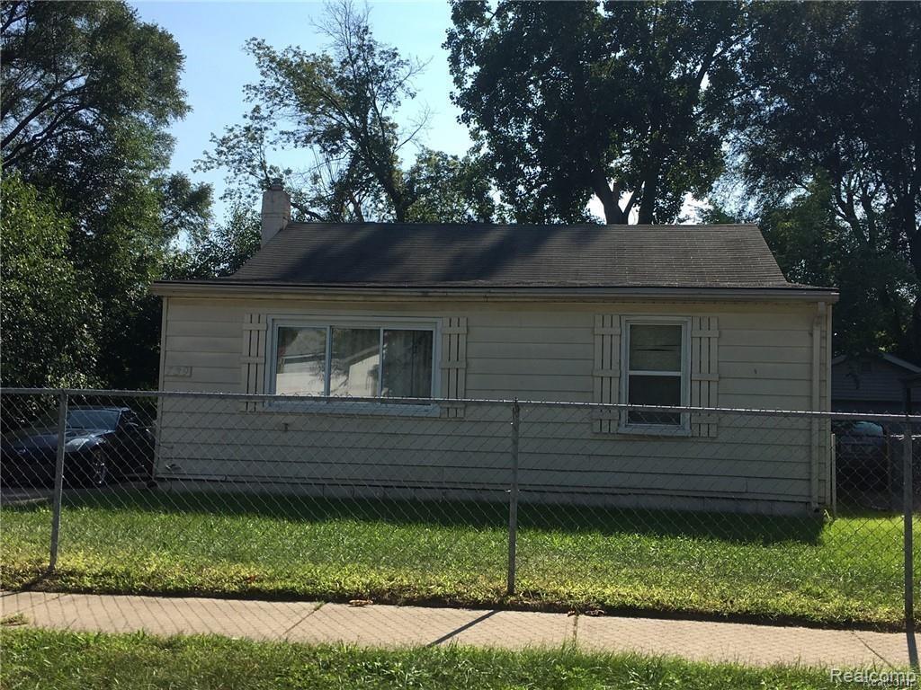 739 Blaine Avenue - Photo 1