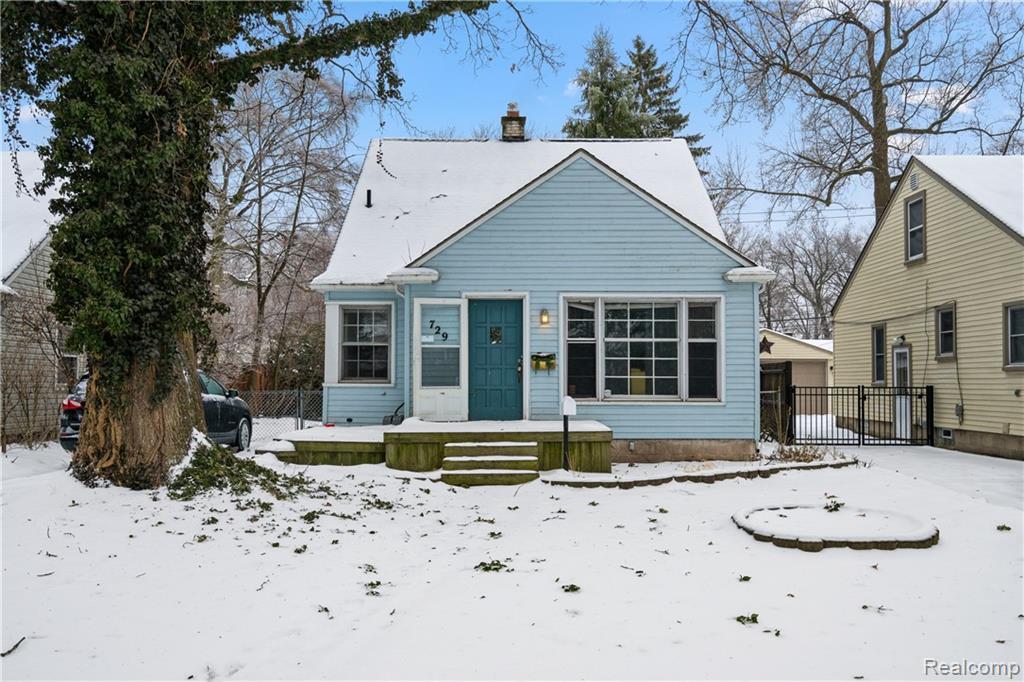729 Ellen Avenue - Photo 1