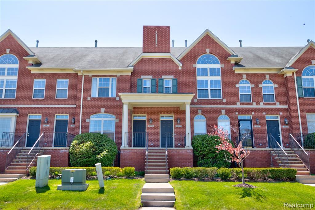 3070 Camden Drive - Photo 1
