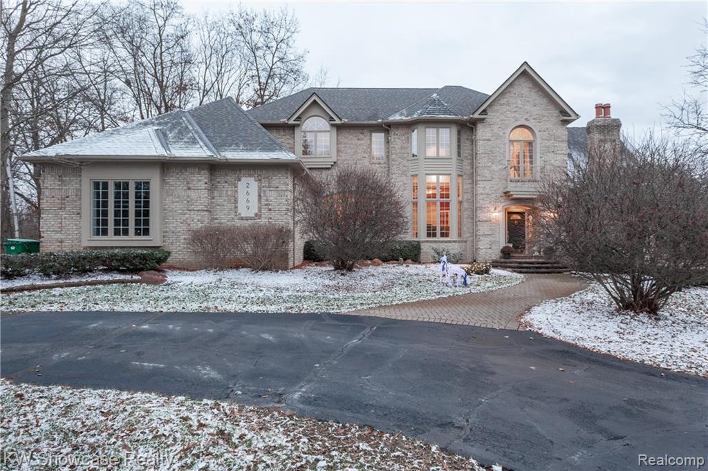 2669 Pineview Trail - Photo 1