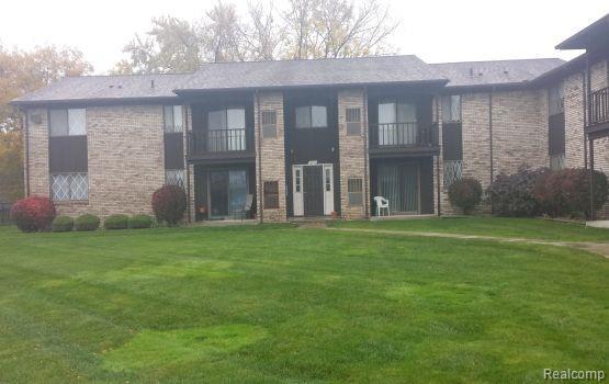 270 13 Mile Road - Photo 1