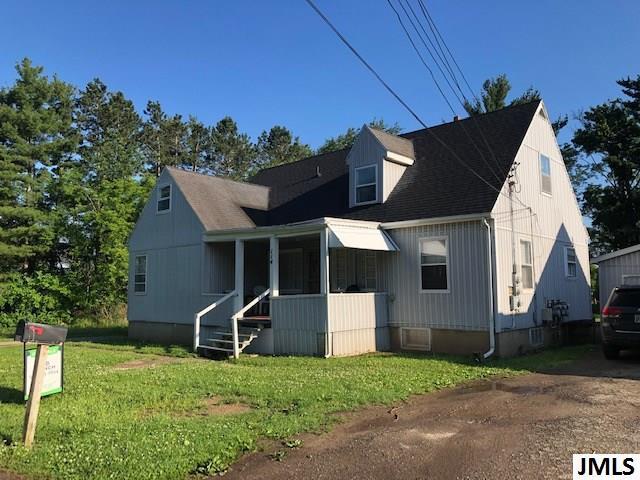 114 Baker St - Photo 1