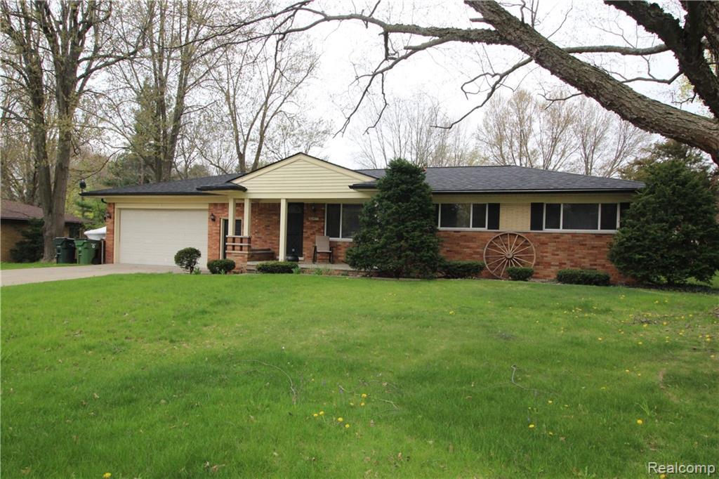 52477 Brookcrest - Photo 1