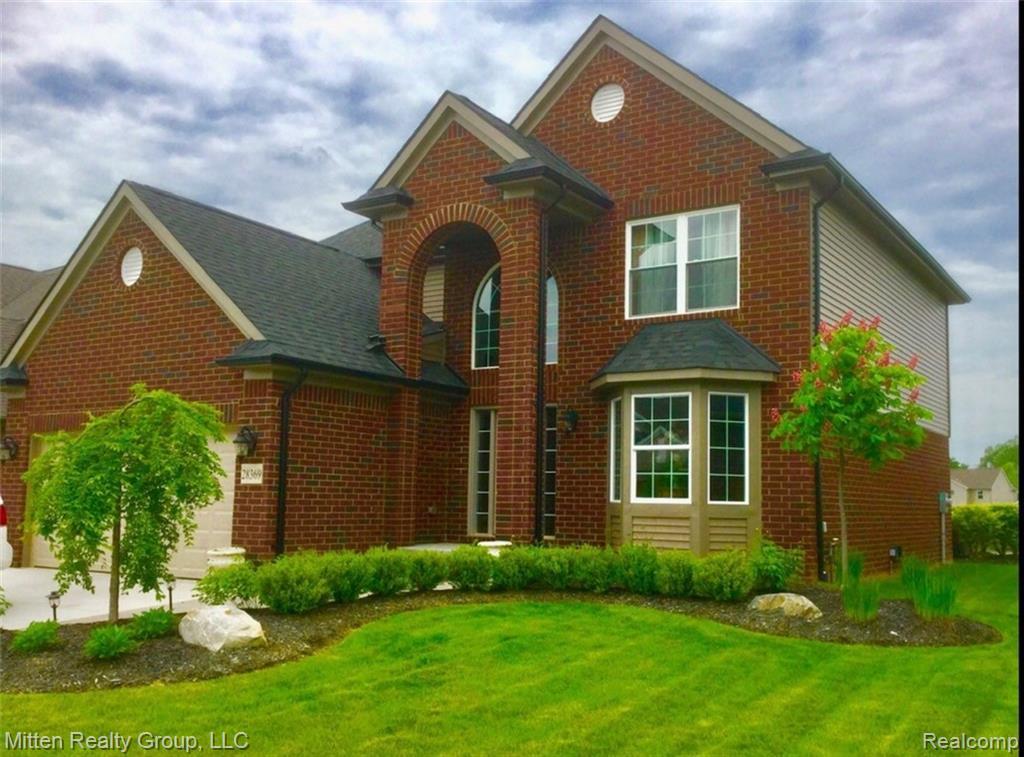 28369 Oakmonte Circle - Photo 1