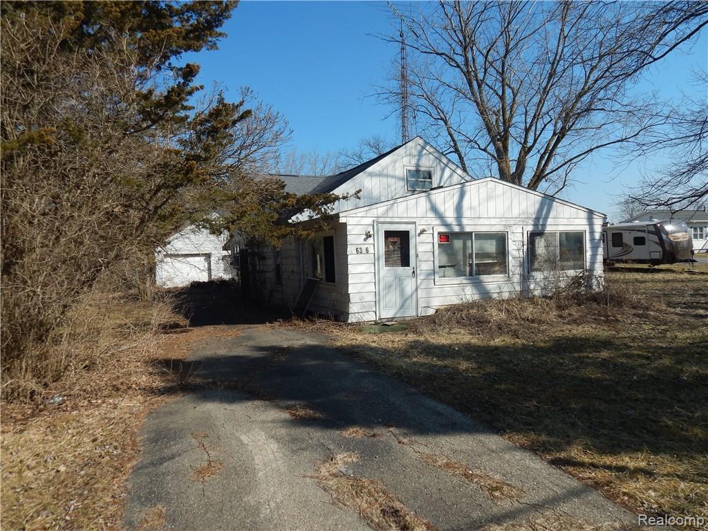 6376 Humphrey Avenue - Photo 1