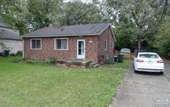 2935 Wisconsin Road - Photo 1