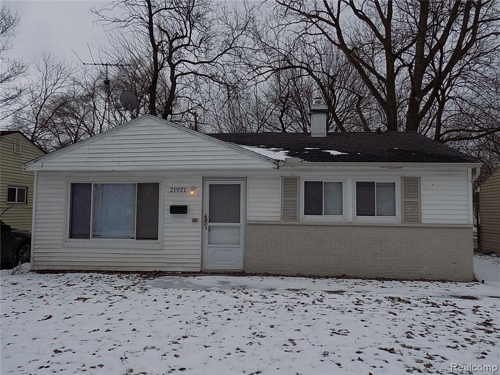 21921 Blackstone Street - Photo 1