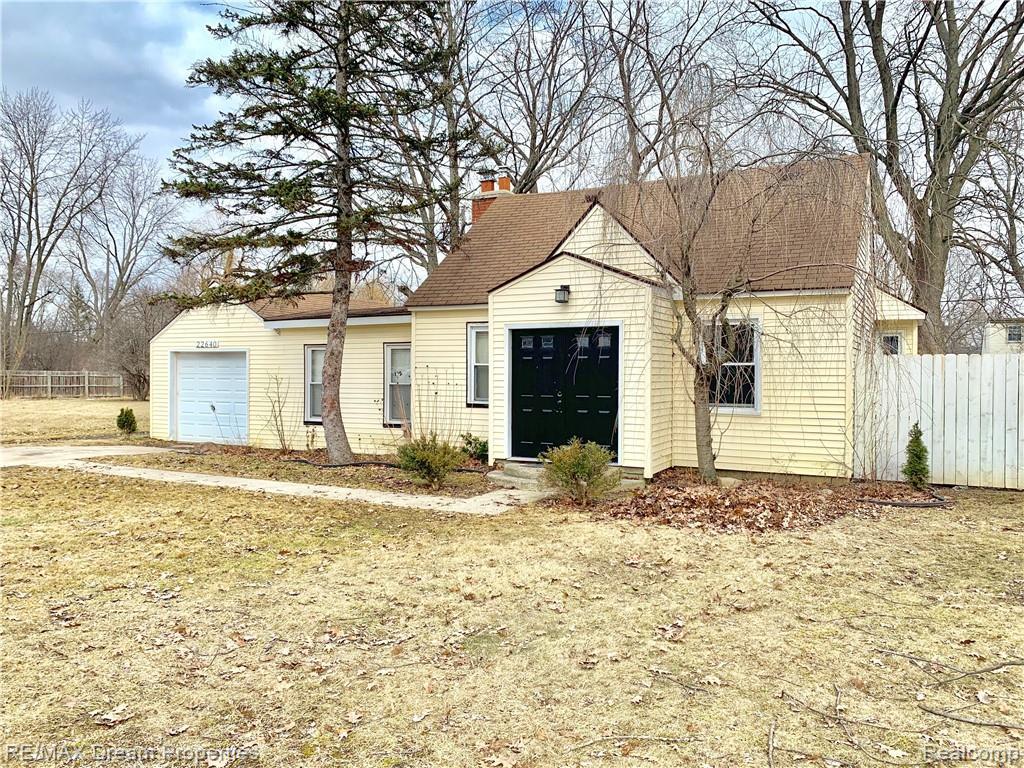 22640 Colgate Street - Photo 1