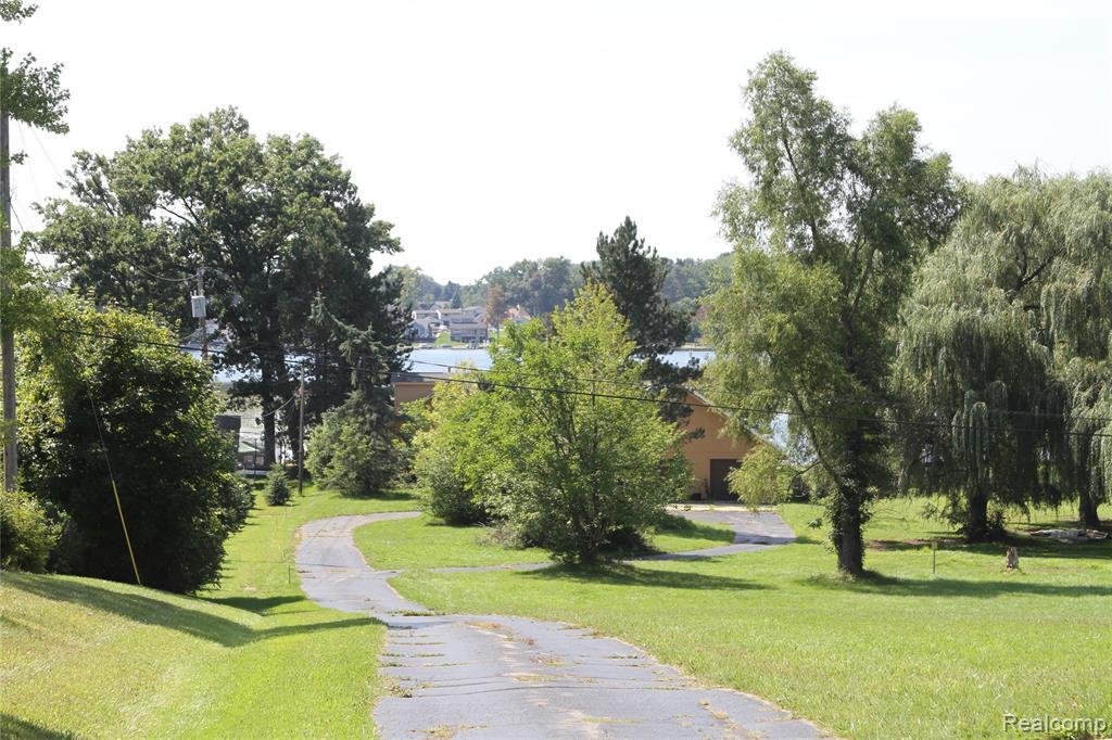 855 Hilltop Drive - Photo 1