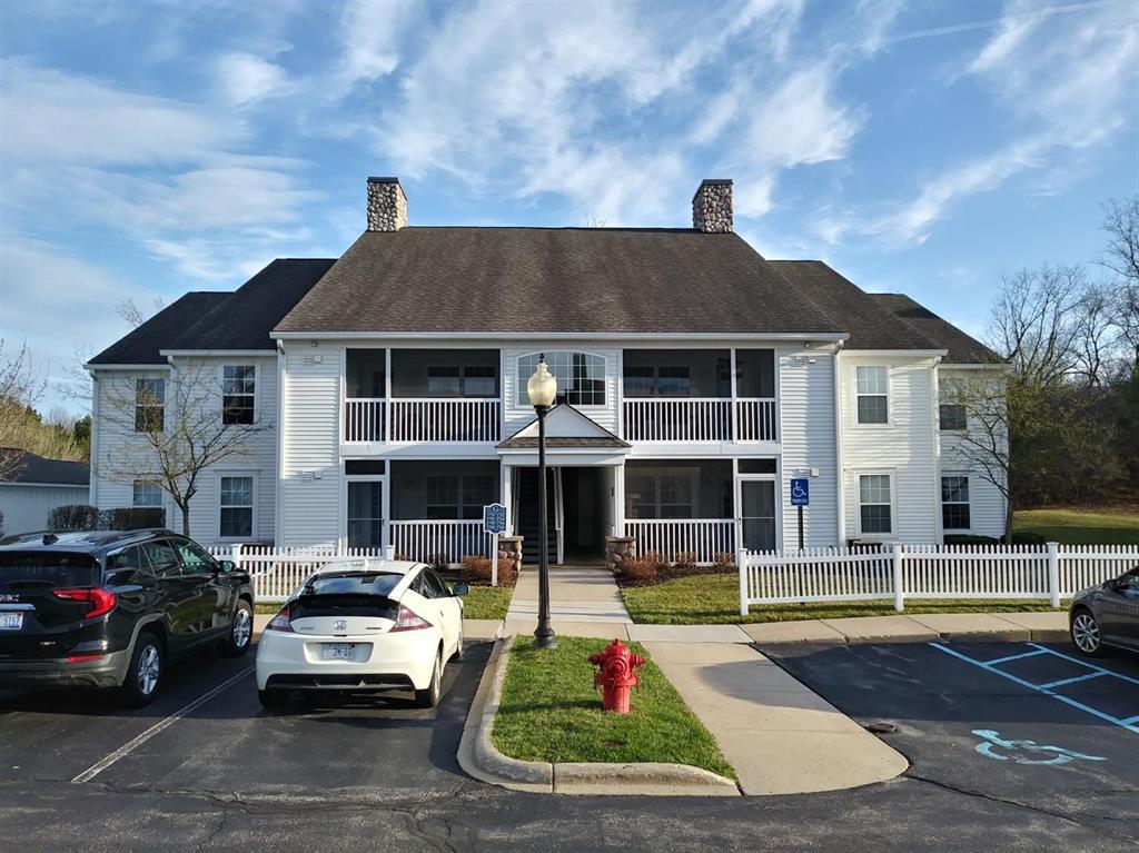 2768 Knightsbridge Circle - Photo 1