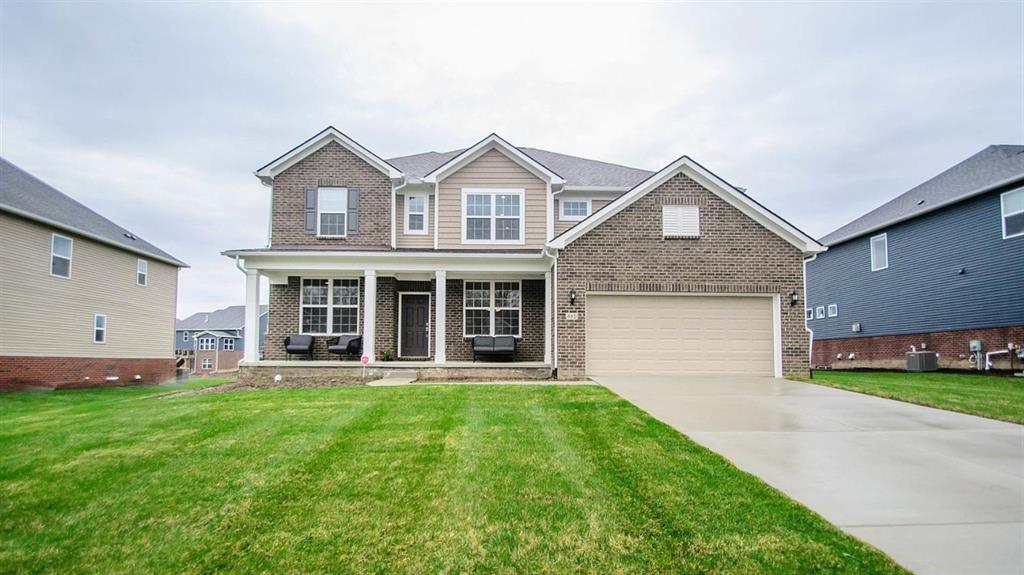 485 Huntington Drive - Photo 1