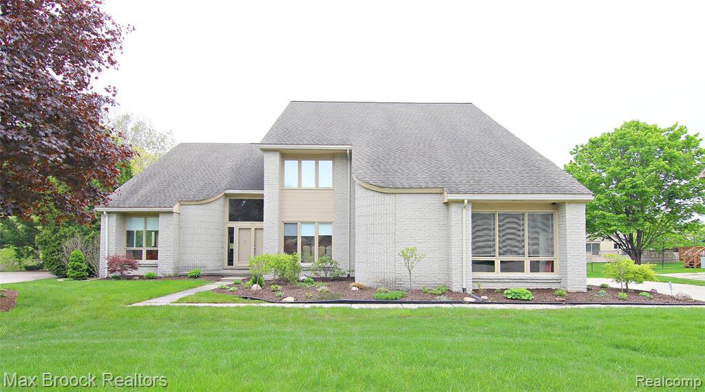4725 Bonnie Court - Photo 1