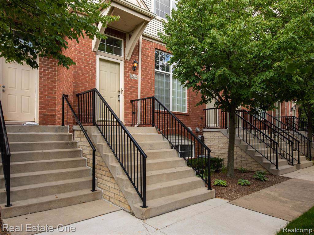 30665 Ardmore Court - Photo 1