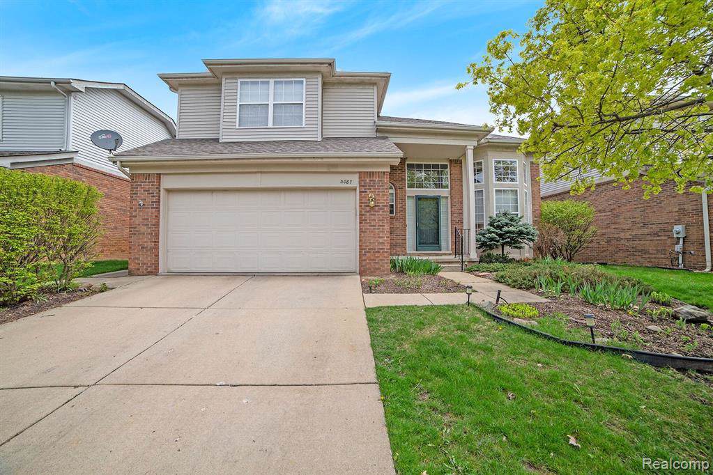 3087 Silverbrook Drive - Photo 1