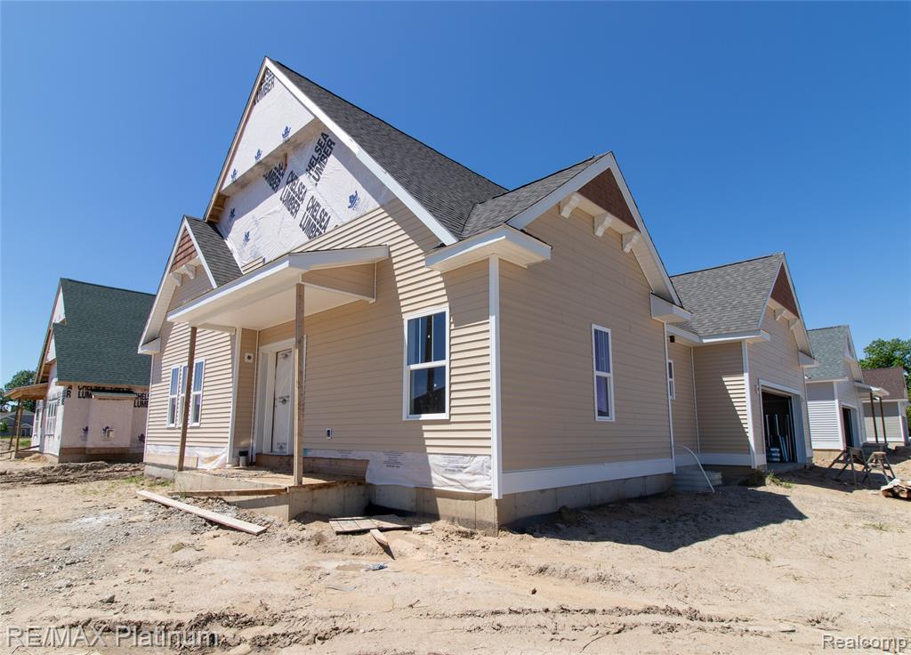 325 Dorchester Drive - Photo 1