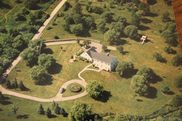 49520 7 Mile Road - Photo 1