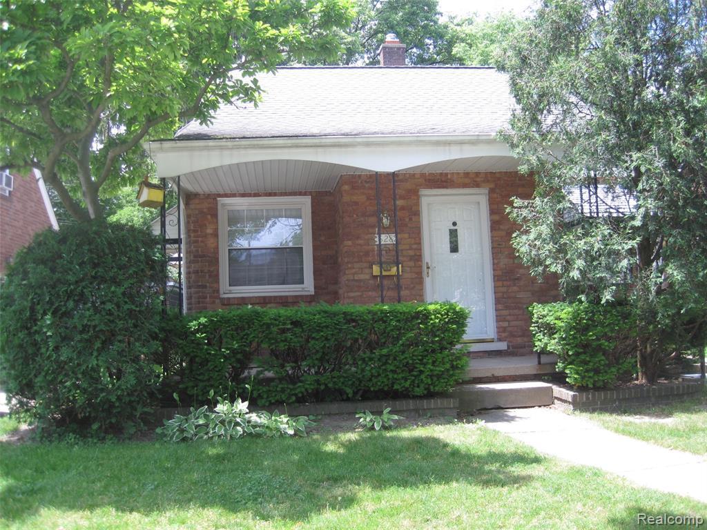 628 Edison Avenue - Photo 1
