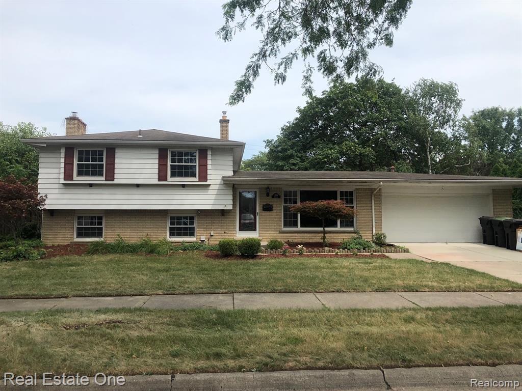 1599 Boxford Street - Photo 1