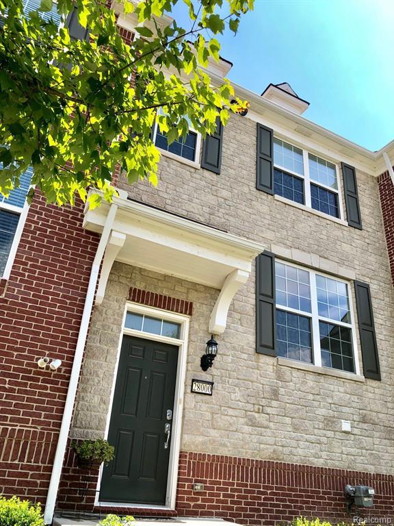 28000 Hopkins Drive - Photo 1