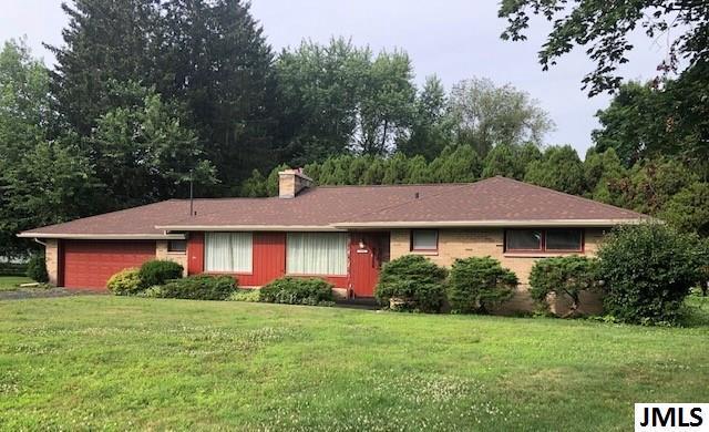 1044 Westfield Dr - Photo 1