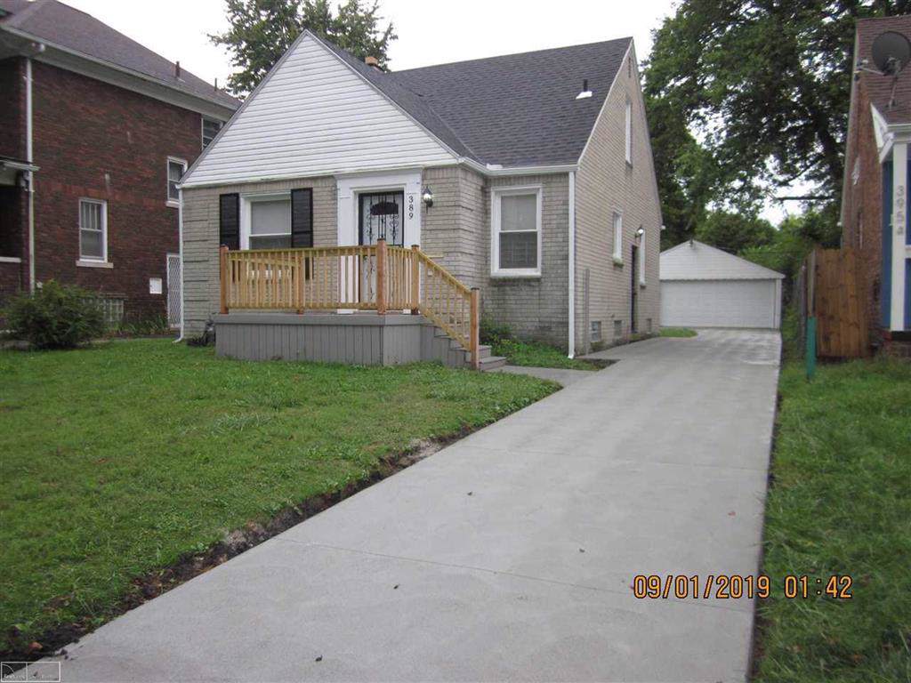 389 Lakewood - Photo 1