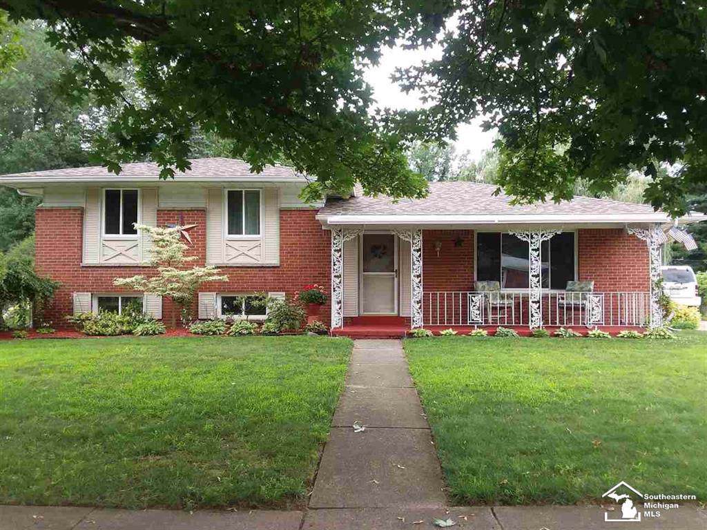7337 Cranbrook Drive - Photo 1