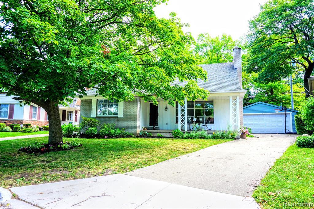 20648 Maple Lane - Photo 1