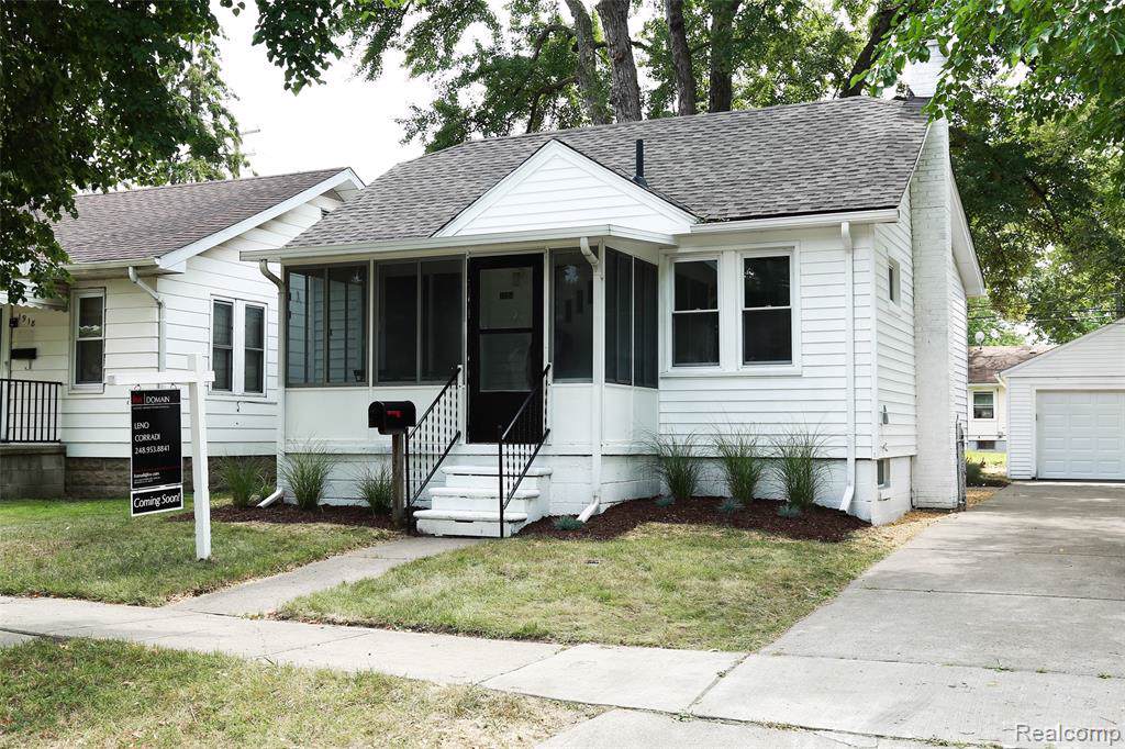 1904 Academy Street - Photo 1
