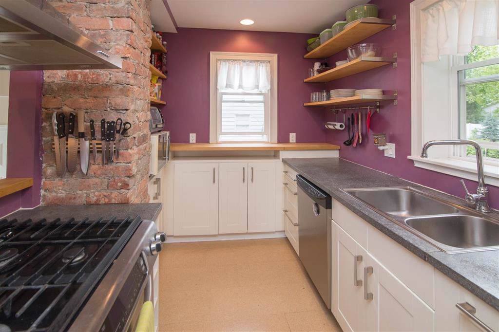 1630 Maple Road - Photo 1