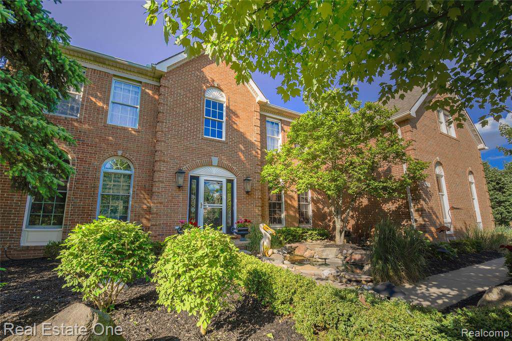5458 Woodcreek Court - Photo 1