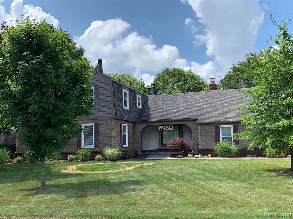 22535 Shadowglen Drive - Photo 1