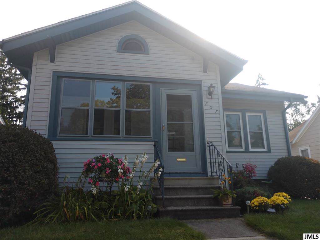 707 Grinnell - Photo 1