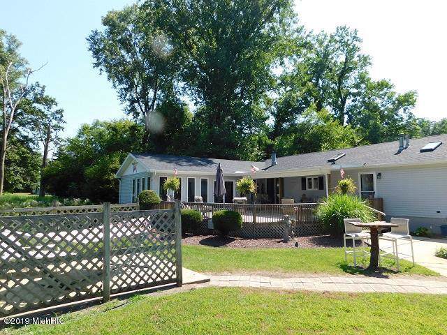 314 Mud Lake Dr - Photo 1