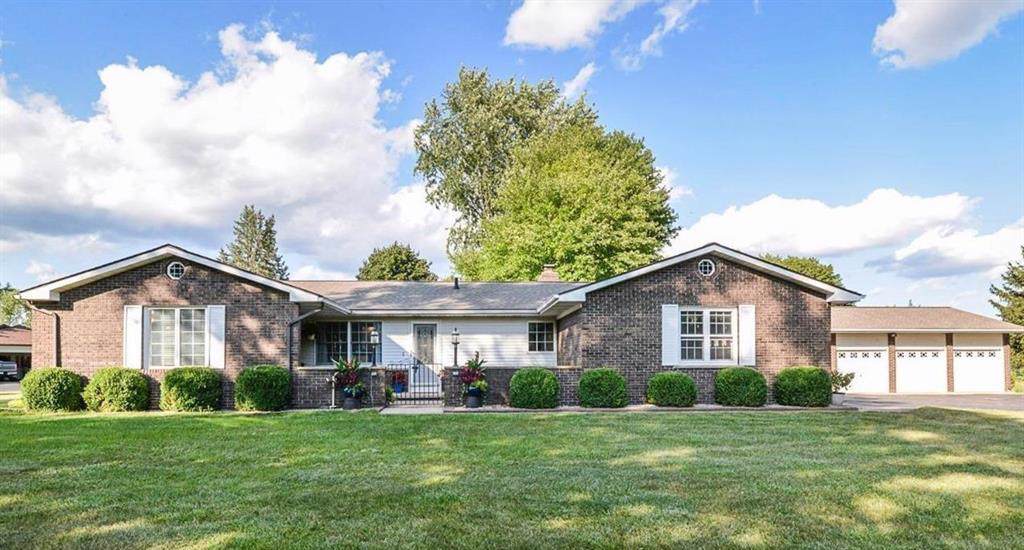 1086 Harold Circle - Photo 1