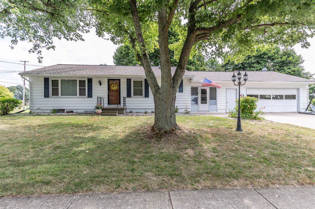105 Stevens Street - Photo 1