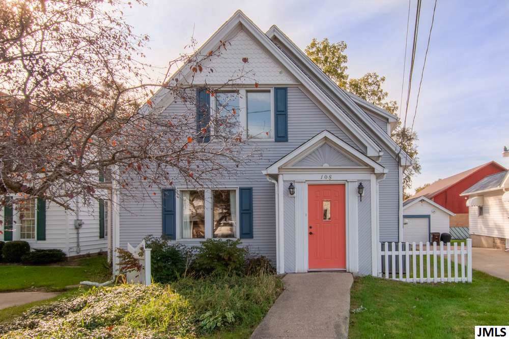 108 Hague Ave - Photo 1