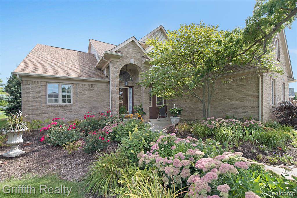 8804 Maria Court - Photo 1