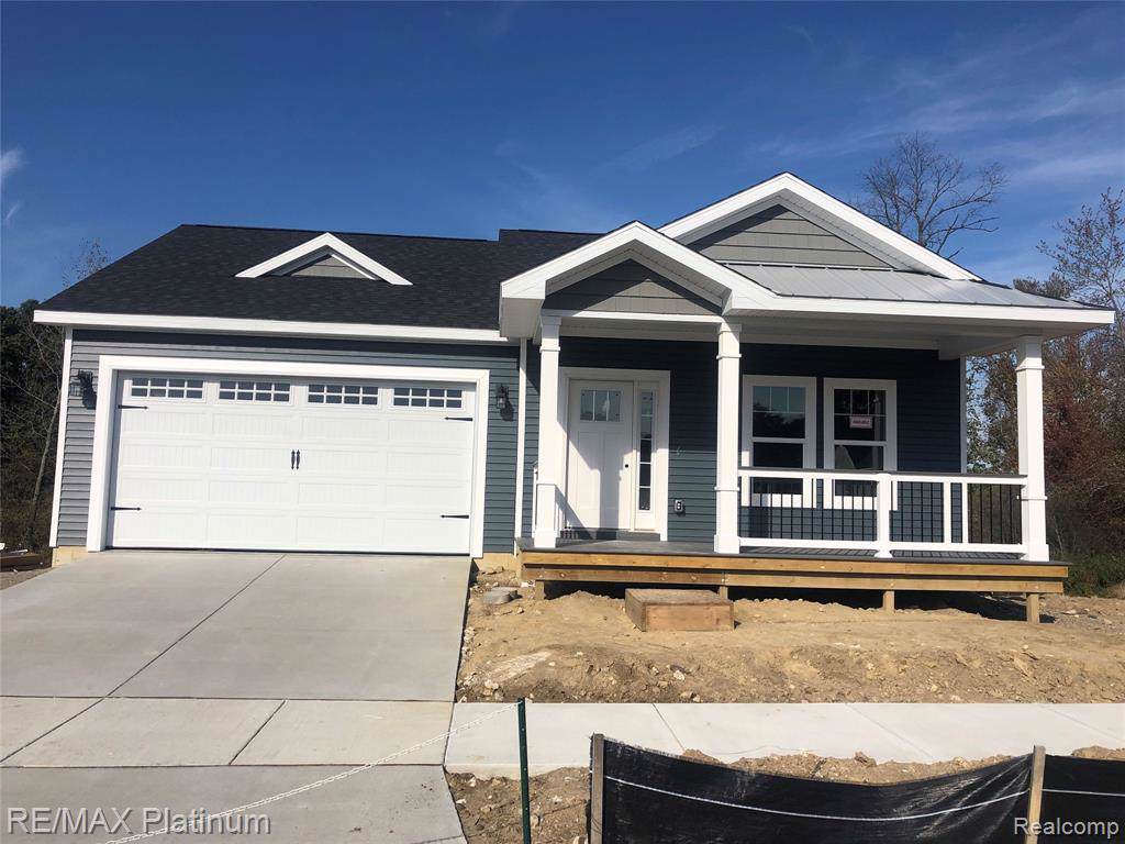 9272 Regency Boulevard - Photo 1